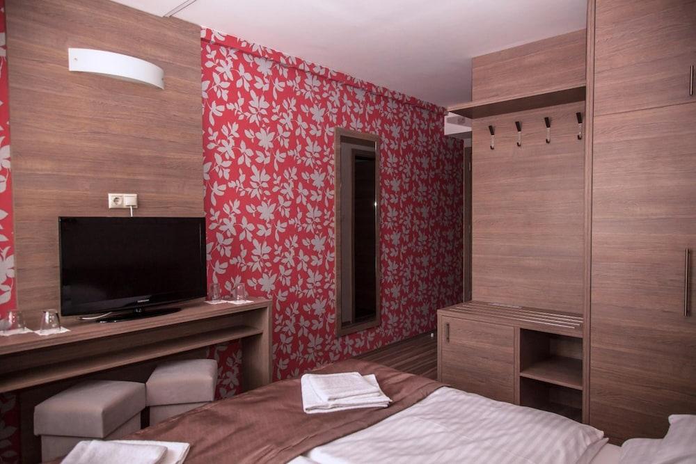 Vitta Hotel Superior Budapest Bagian luar foto