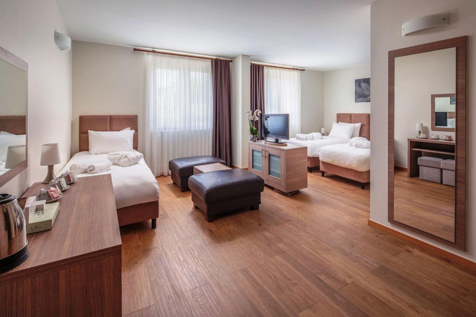 Vitta Hotel Superior Budapest Bagian luar foto
