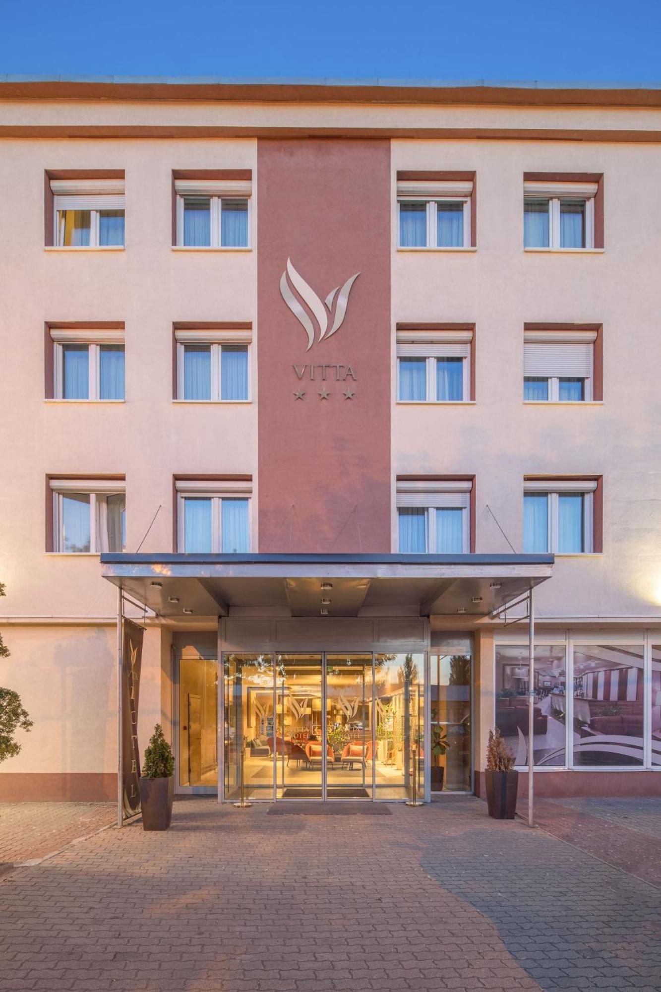 Vitta Hotel Superior Budapest Bagian luar foto