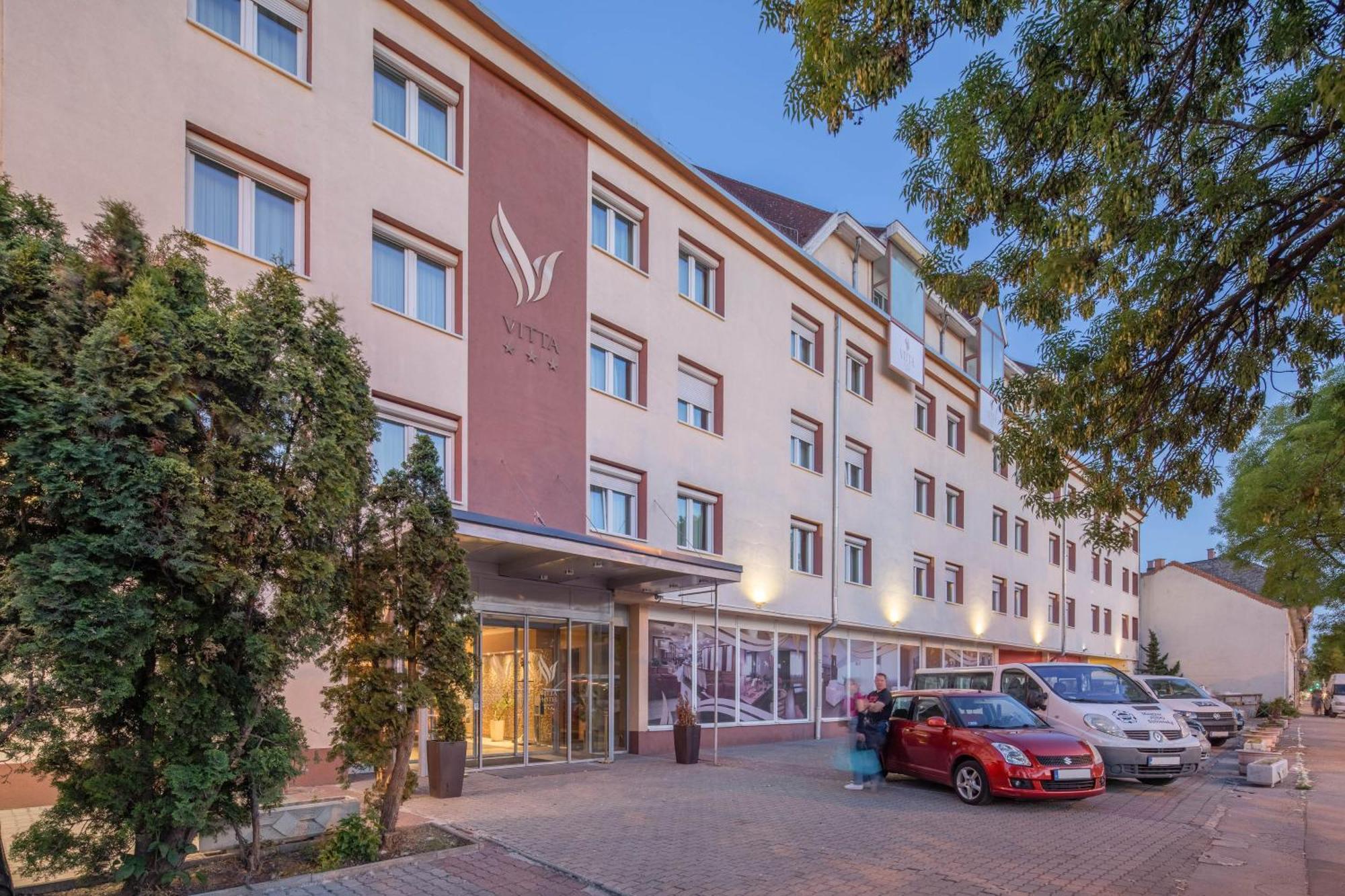 Vitta Hotel Superior Budapest Bagian luar foto