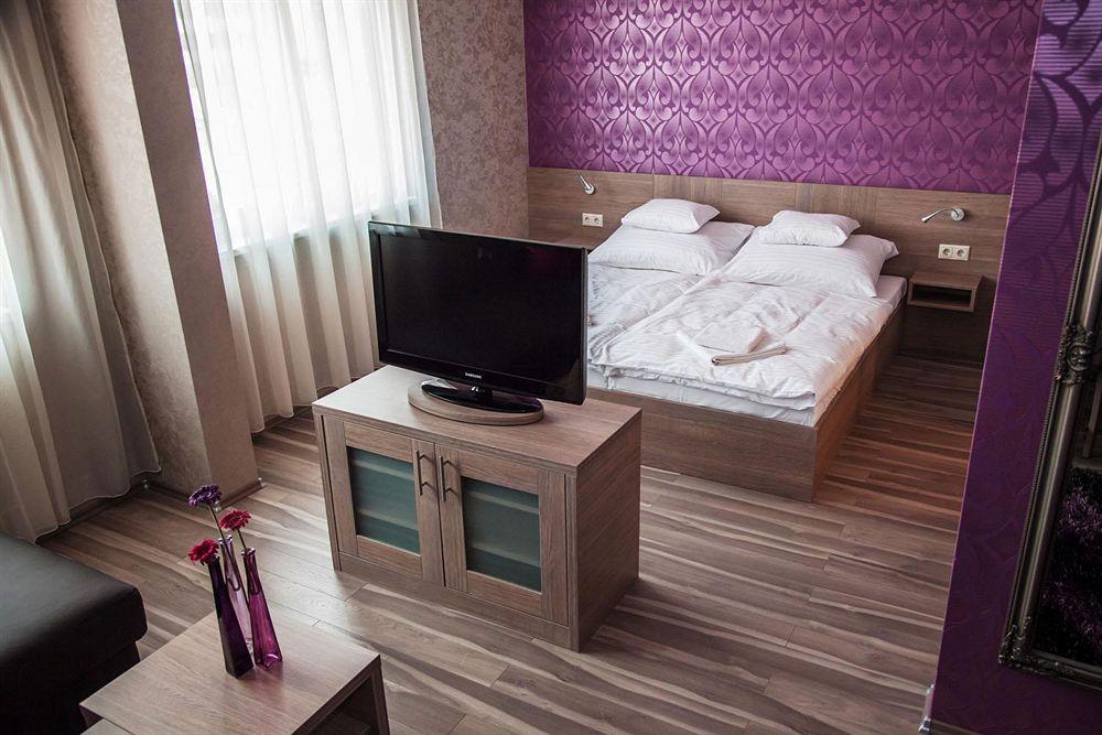 Vitta Hotel Superior Budapest Ruang foto